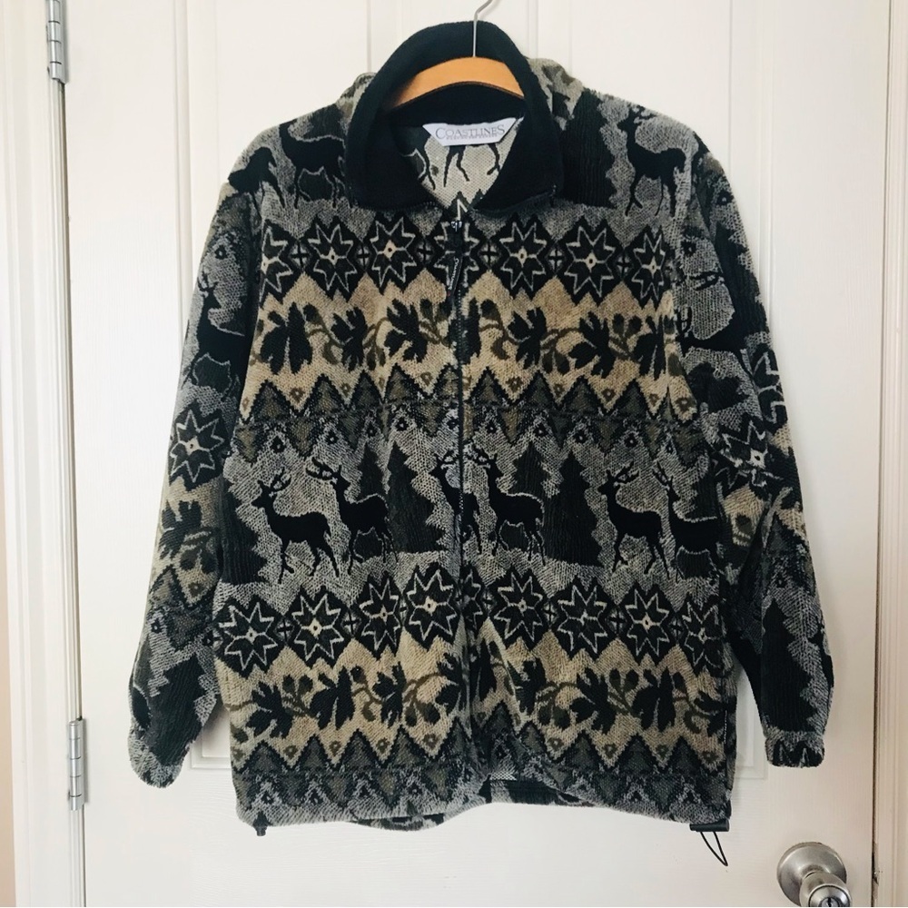 Coastlines Fashion For Canada Fleece Jacket  Deer & Forest Print Green Size S/P